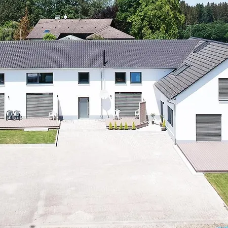 Neueroffnung: Komfortables 42qm Nahe Legoland Apartman