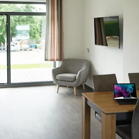 Apartman Neueroffnung: Komfortables 42qm Nahe Legoland Kleinkötz